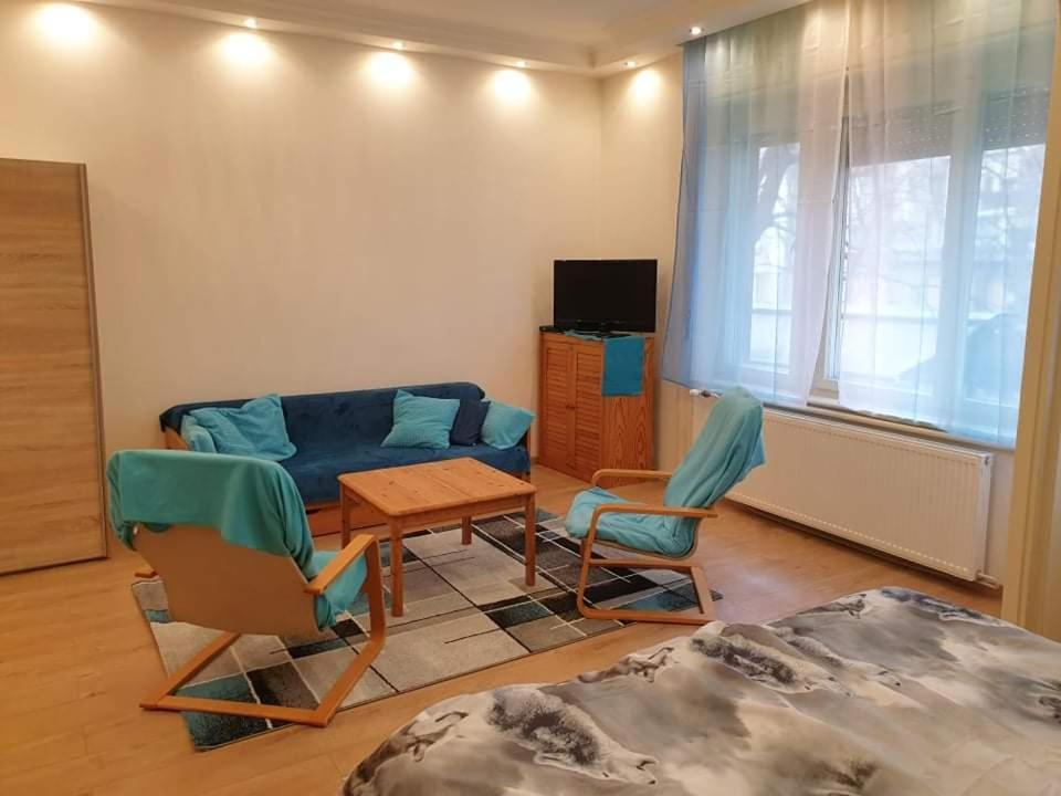 Lara Apartman Будапешт Екстер'єр фото