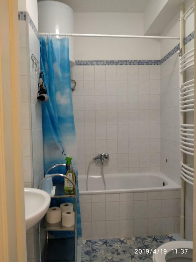 Lara Apartman Будапешт Екстер'єр фото